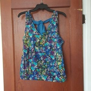 Floral Tank Top with Open Back and Tie